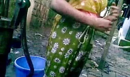 मोज़ा हिंदी सेक्सी फिल्म कॉमेडी में बड़े गधे चिकन के साथ हार्ड गुदा