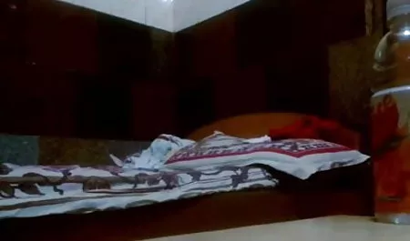 फ्रेशमैन ने उस रात सेक्सी वीडियो मूवी हिंदी में में गुदा लगा दिया