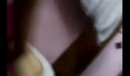 फिनिश वेश्या एक बेंच पर एक पार्क में सेक्स पिक्चर का वीडियो पेनीज़ के लिए बेकार है