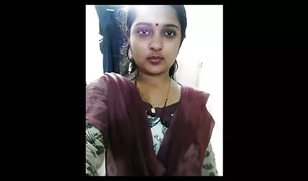 धोएं, पेशाब करें और शॉर्ट्स की बॉलीवुड सेक्सी फिल्म हिंदी में तरह अपने भाई के अंडरवियर पर रखें