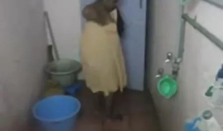 एक भव्य बॉलीवुड फिल्म सेक्सी वीडियो गोरा में गहरी पैठ। पूर्ण HD