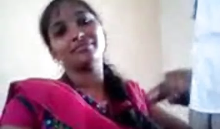 एक प्रेमी के साथ शॉवर में किसी न किसी सेक्सी फिल्म इन हिंदी सेक्स