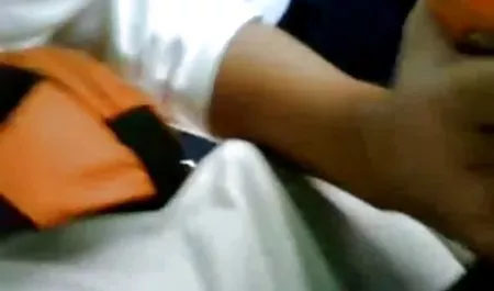 वह मद्रासी सेक्सी पिक्चर मद्रासी अपने प्रेमी के पिछवाड़े में एक प्रेमिका गुदा दिया