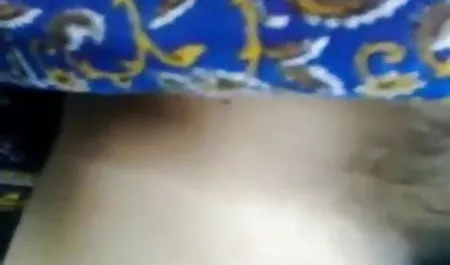 क्रिसमस का पेड़ तैयार किया और सबसे पूरा सेक्स फिल्म अच्छा घुमा दिखाया