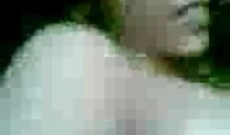 एलिसा ट्रेन ट्रैक के पास सार्वजनिक blowjob सेक्सी पिक्चर फिल्म हिंदी में करती है