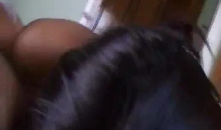 नशे में लड़की हिंदी पिक्चर सेक्सी फिल्म चूसती है और चोदती है