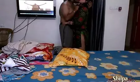 डीपी डिल्डो और डिक, फिशनेट स्टॉकिंग्स के साथ शौकिया गुदा। हिंदी सेक्स मूवीस