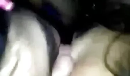 तीन के सेक्सी फिल्म इंग्लिश में वीडियो में लिए महिला