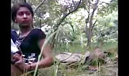 मॉम ने अपने पैर में कंडोम पहने एक स्टूल की चुदाई की सेक्सी फिल्म इंग्लिश में वीडियो में