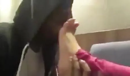 सेक्सी एशले एक दोस्त के लिए आया था फिल्म सेक्सी हिंदी वीडियो और उसे यौन जरूरतों को पूरा किया ।