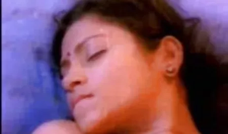 Abonia सेक्सी मूवी वीडियो में सेक्सी पर धोखा दिया Golin अनीस
