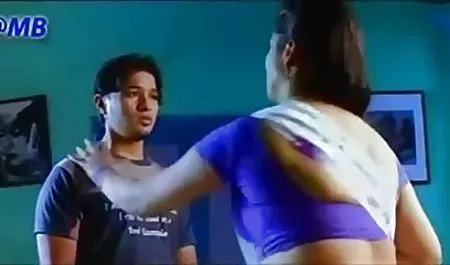 अंडों को 20 सेंटीमीटर हिंदी सेक्स फिल्म वीडियो का मुर्गा निगल लिया
