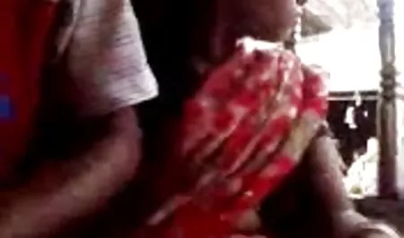 नीग्रो ने एक सफेद बच्चे को अपने हुक पर झुका दिया हिंदी सेक्स फुल वीडियो