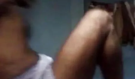 पहली बार 18 साल की लड़की की बीपी सेक्स फिल्म अनुभवहीन चूत