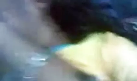 गोरा और काले पुरुषों की रोमांटिक बैठक क्लासिक सेक्सी वीडियो मूवी हिंदी में सेक्स में समाप्त हो गया