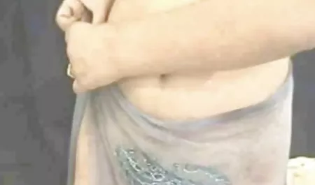बालकनी पीओवी पर गड़बड़ हिंदी मूवी वीडियो सेक्सी छात्रावास