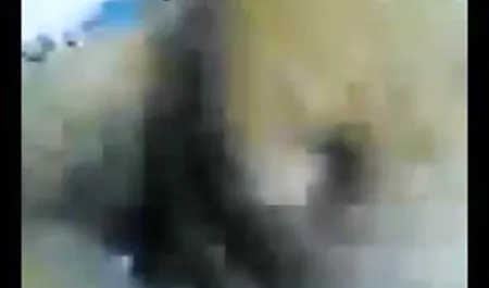 इस लड़की को उत्साह से लचीला नंगे स्तनों डाल ववव सेक्स फिल्म दिया और साथ छेड़खानी करने लगे
