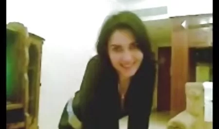 हंसमुख मंत्री बेसब्री से अपनी मेज पर राष्ट्रपति के लिए प्रस्तुत मूवी सेक्सी हिंदी में वीडियो