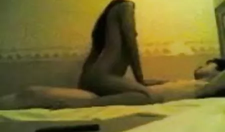 अपने दोस्त सेक्सी फिल्म वीडियो हिंदी के साथ एक समलैंगिक की पत्नी से जुड़ी