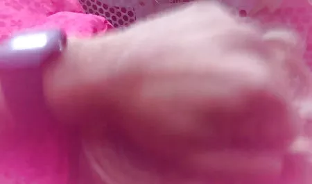 अपनी बहन के वीडियो फिल्म सेक्सी हिंदी में पति के साथ सोता था