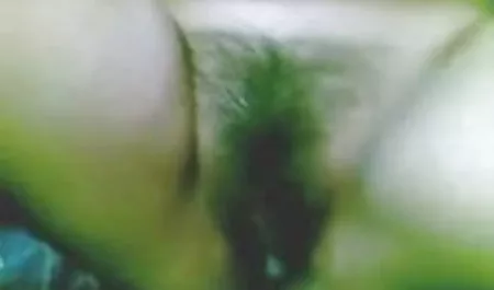बाथरूम में हिंदी में सेक्सी बीएफ मूवी FUCK Marusya