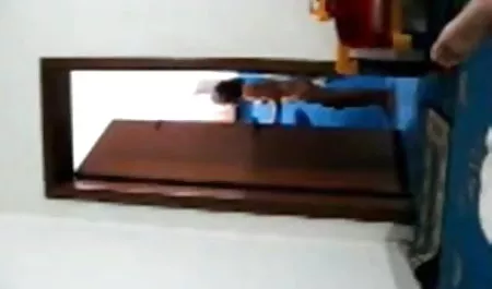 छात्र को सत्र की तैयारी वीडियो सेक्सी पिक्चर फिल्म से विचलित कर दिया
