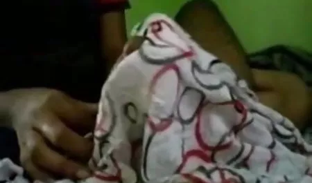 स्ट्रैप-ऑन त्रिगुट, सभी खुश चेहरे पूर्ण से सेक्सी मूवी फिल्म हिंदी में आते हैं